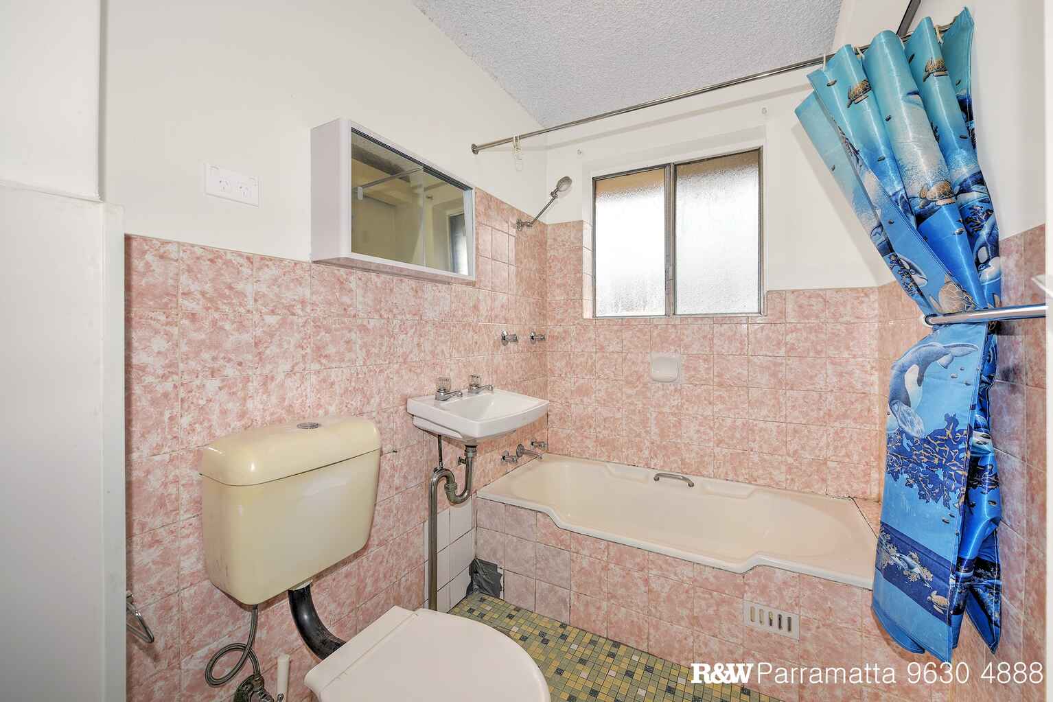 11/19-21 The Trongate Granville 11/19-21 The Trongate Granville