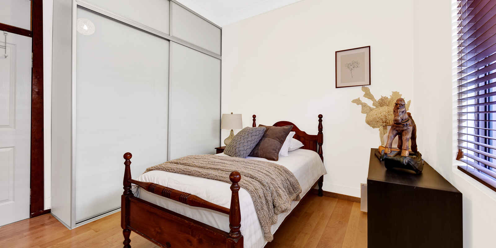 21 Hammond Avenue Croydon