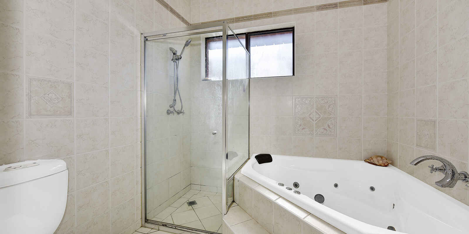 21 Hammond Avenue Croydon