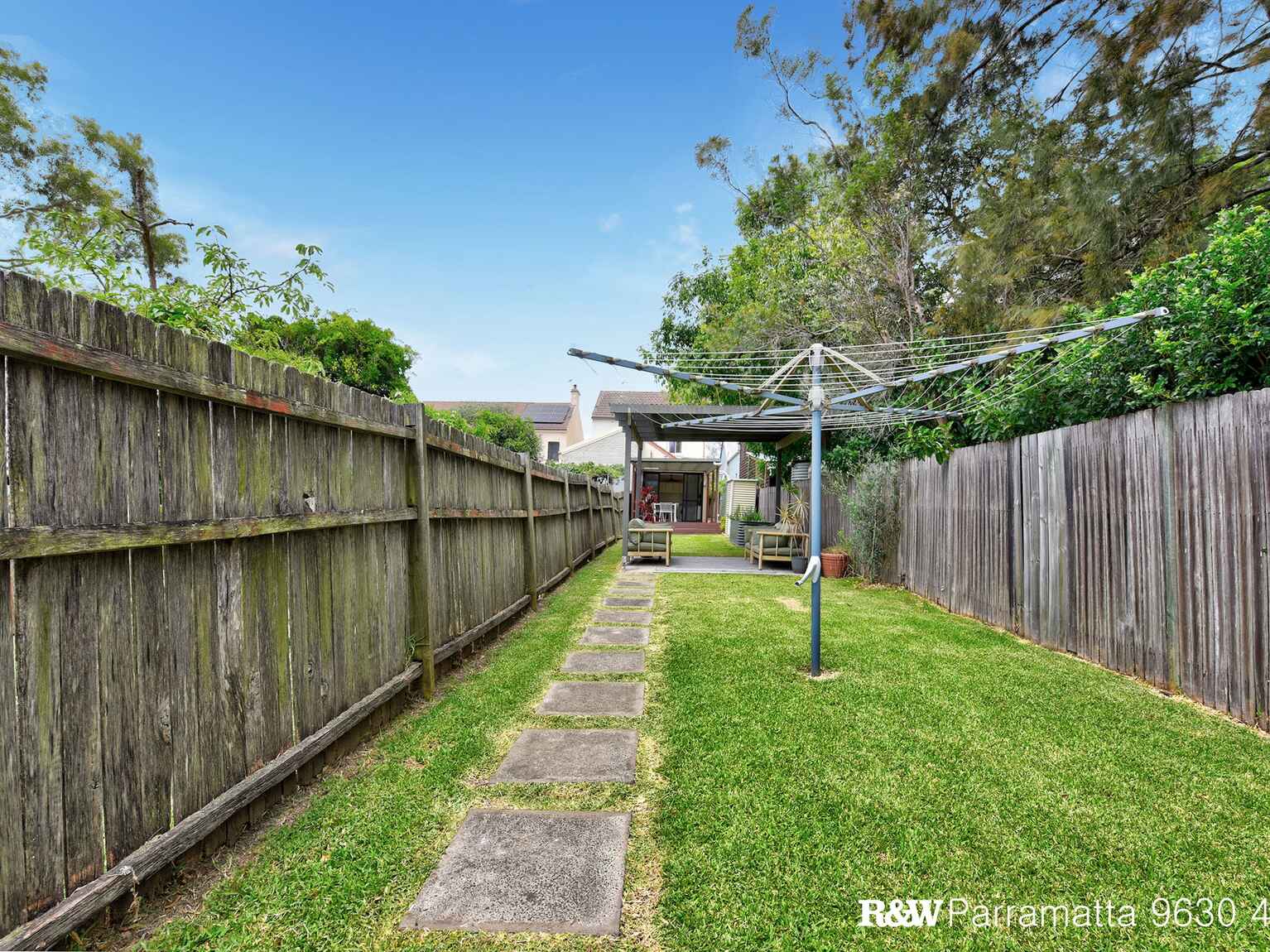 House For Sale 98 The Trongate Granville