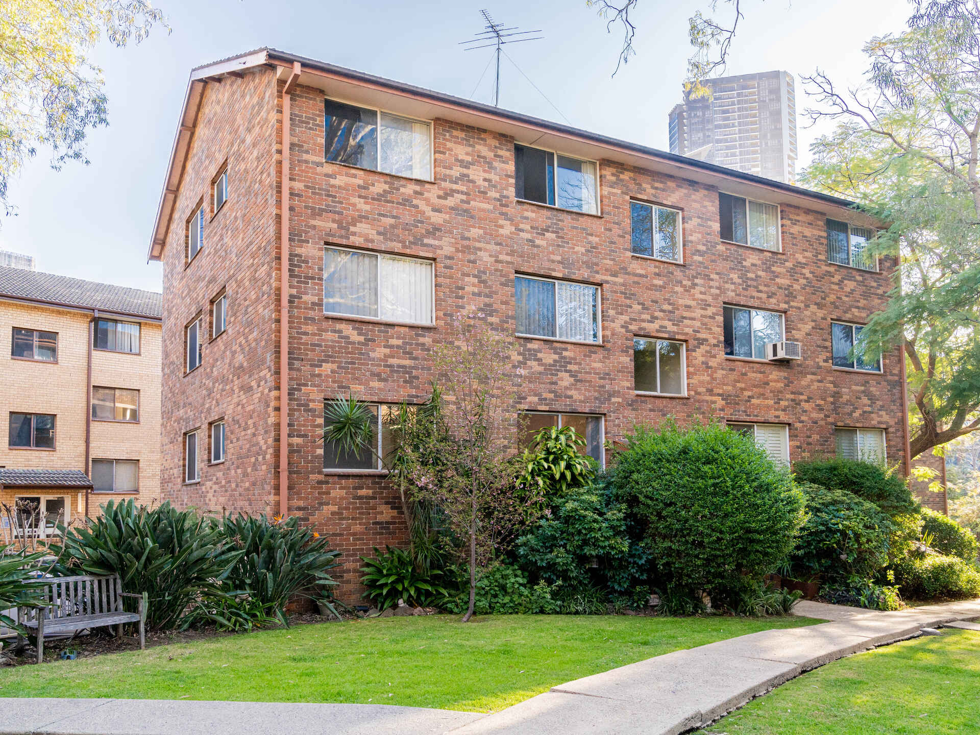 28/7-11 Elizabeth Street Parramatta