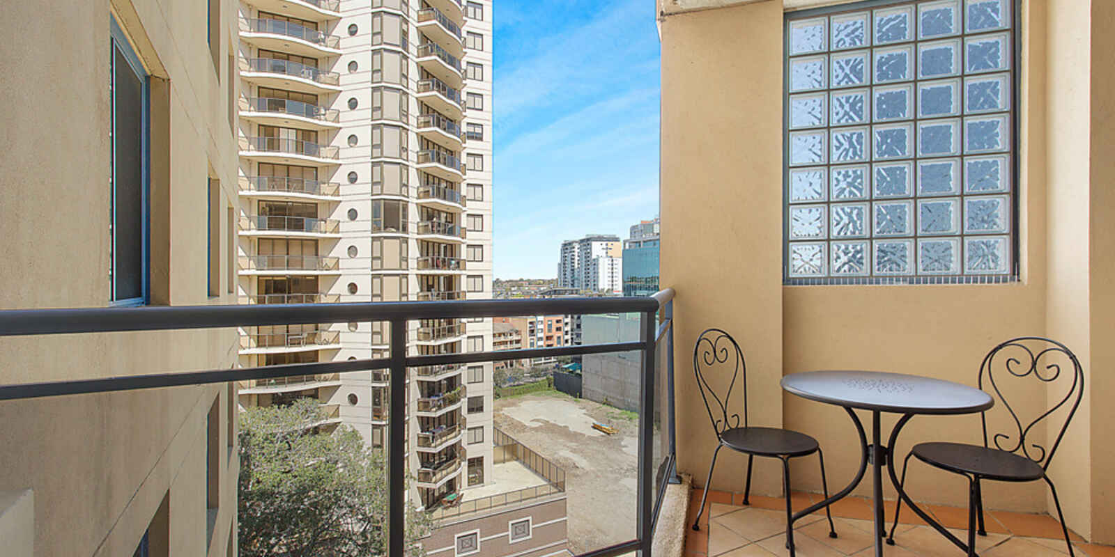 25/14 Hassall Street Parramatta