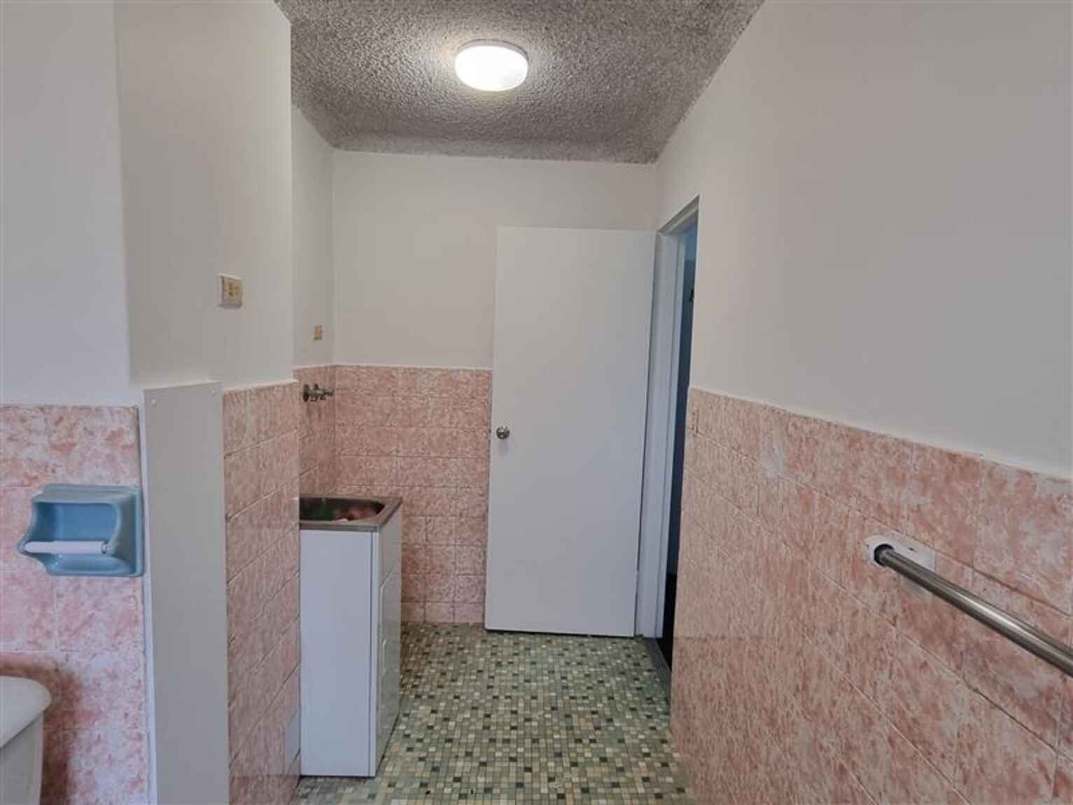 10/19-21 The Trongate Granville 10/19-21 The Trongate Granville