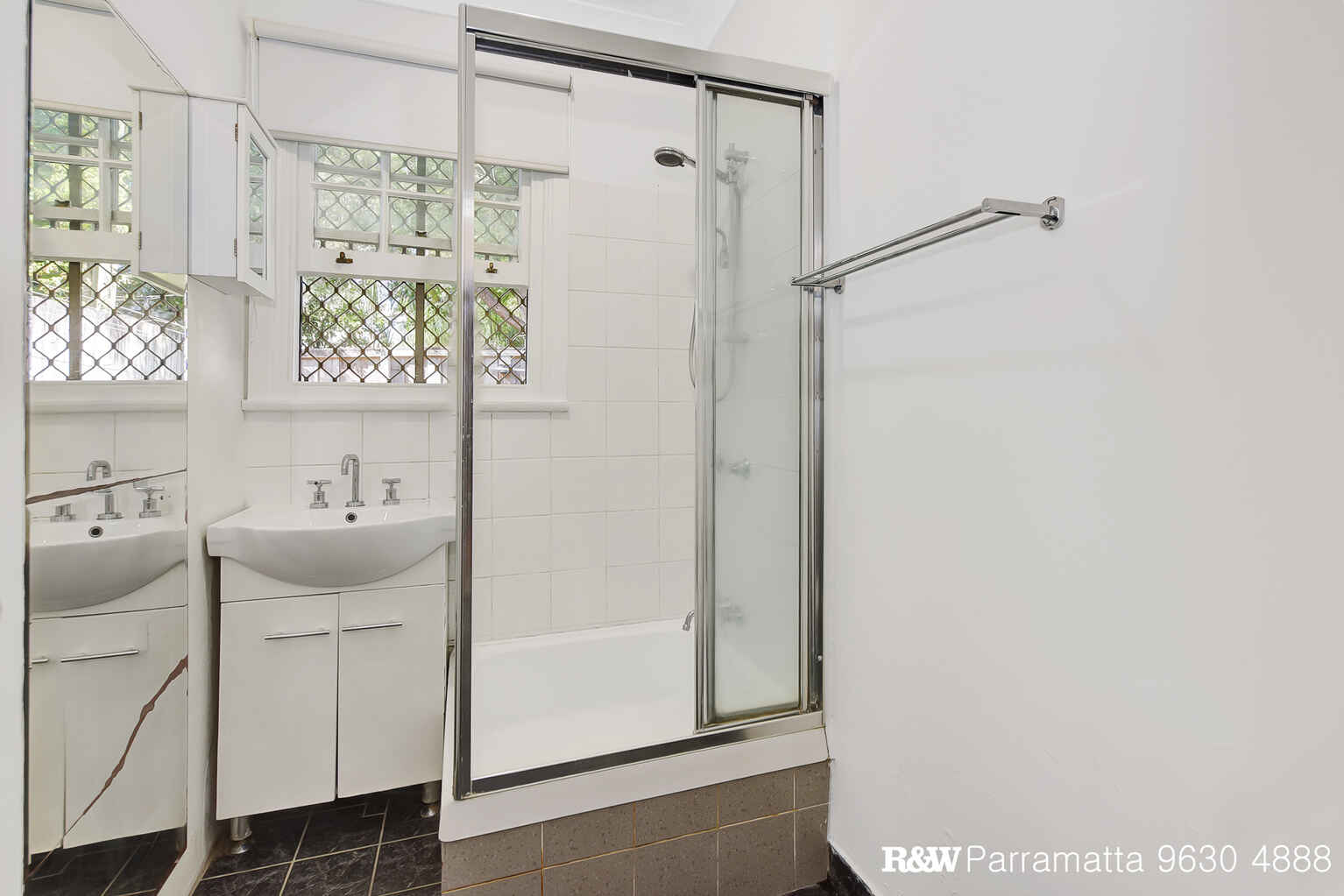 16 Munni Street Newtown