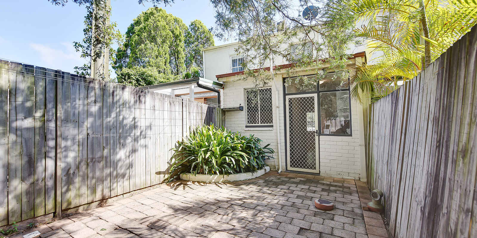 16 Munni Street Newtown
