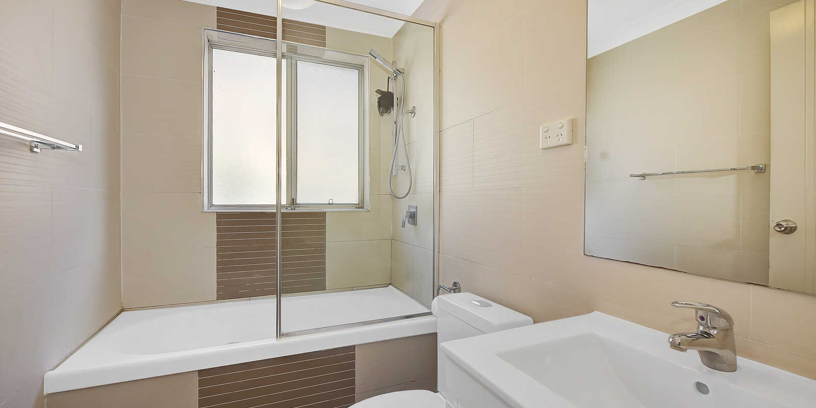 2/25 Addlestone Road Merrylands
