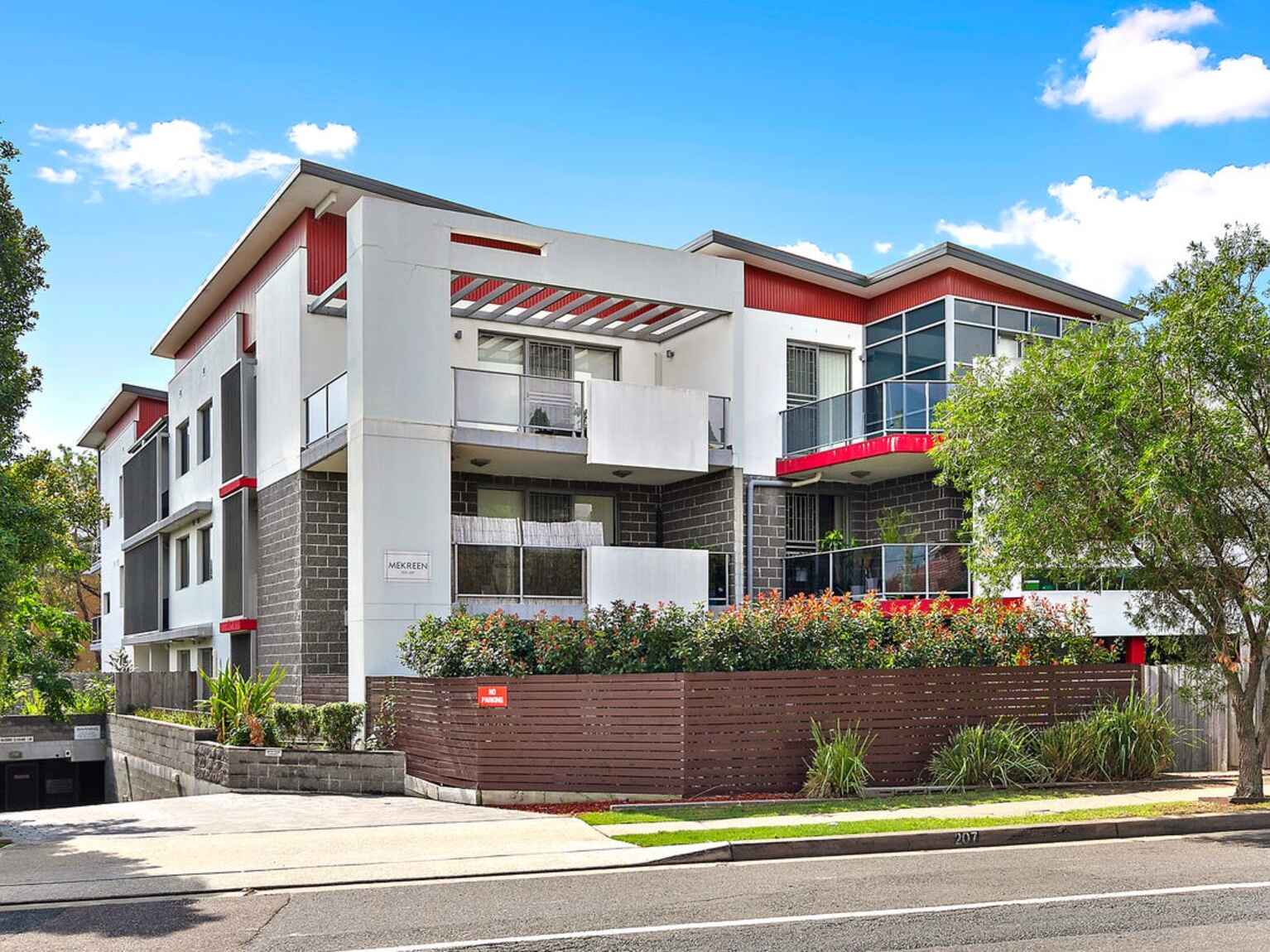 11/205-207 William Street Granville