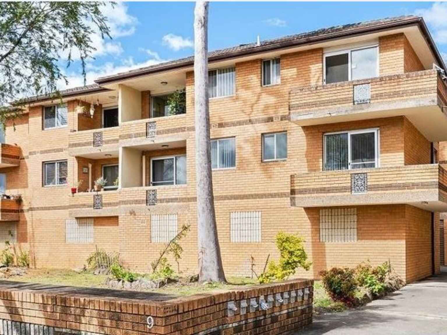 1/9 William Street North Parramatta