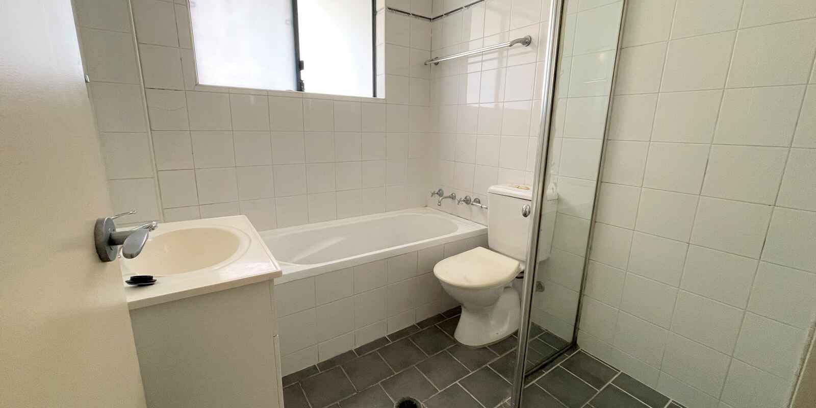 3/98 O'Connell Street North Parramatta