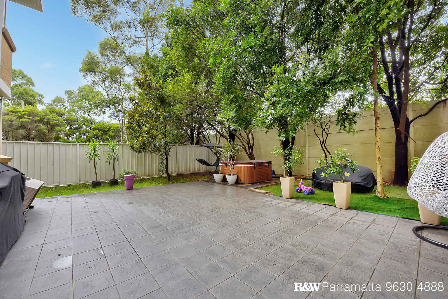 2/12-14 Benedict Court Holroyd