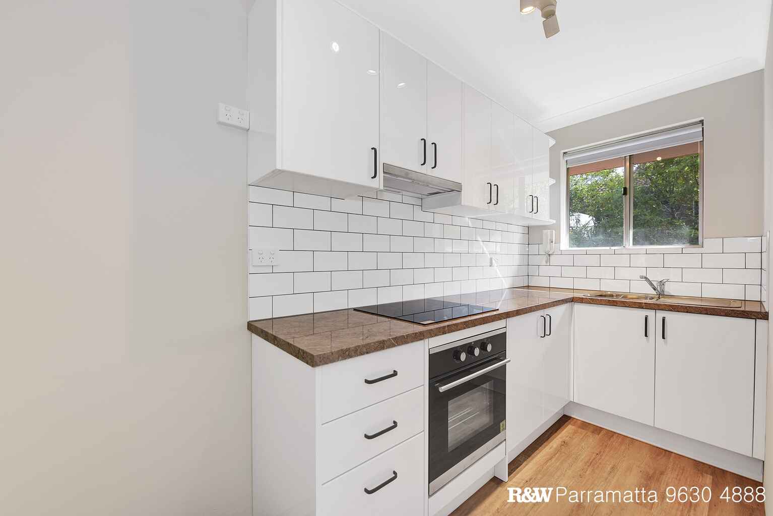 12/23 William Street North Parramatta