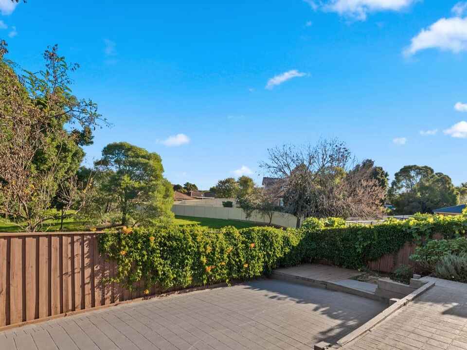 12 Roxby Grove Quakers Hill