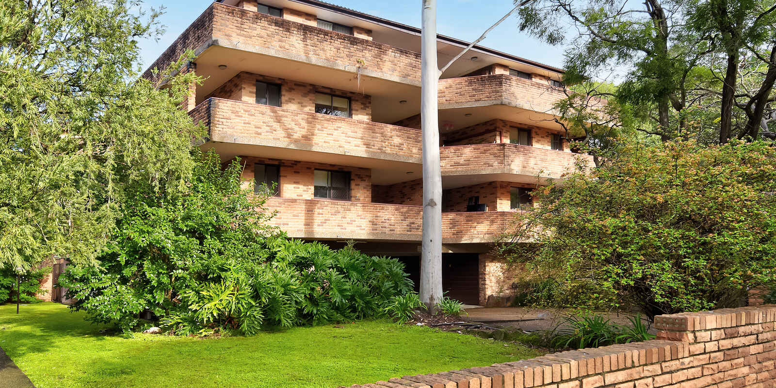 10/18-20 Queens Road Westmead 10/18-20 Queens Road Westmead