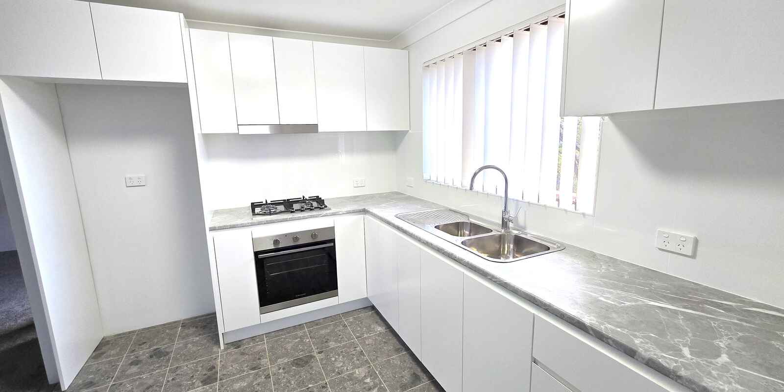 10/18-20 Queens Road Westmead 10/18-20 Queens Road Westmead