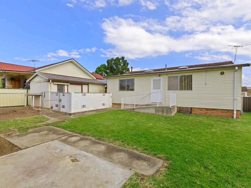 22 Sutherland Street Canley Heights