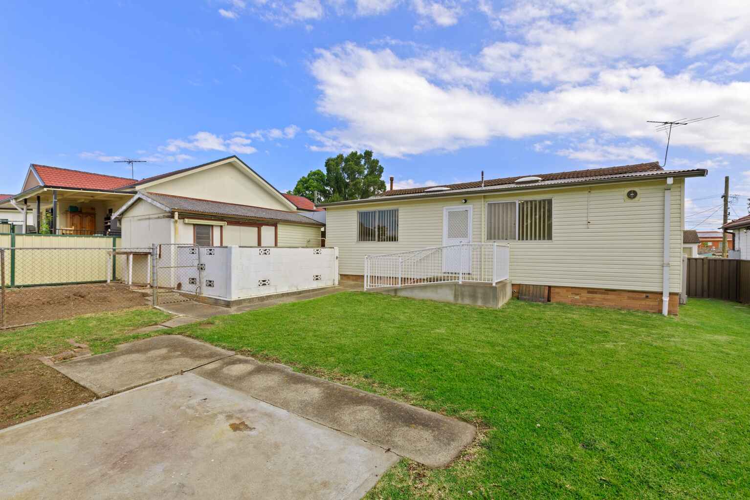 22 Sutherland Street Canley Heights 22 Sutherland Street Canley Heights