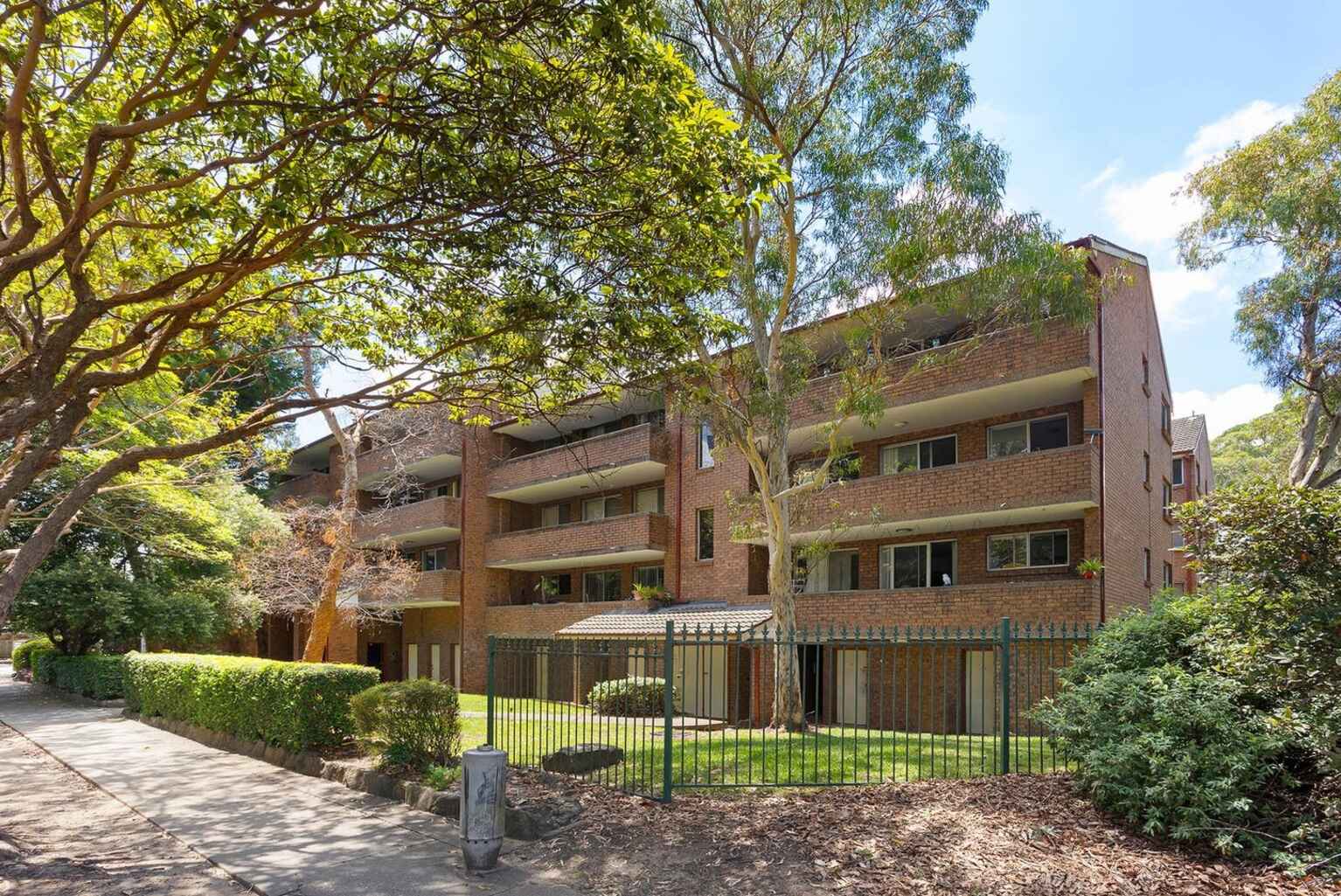 20/26 Sorrell Street Parramatta