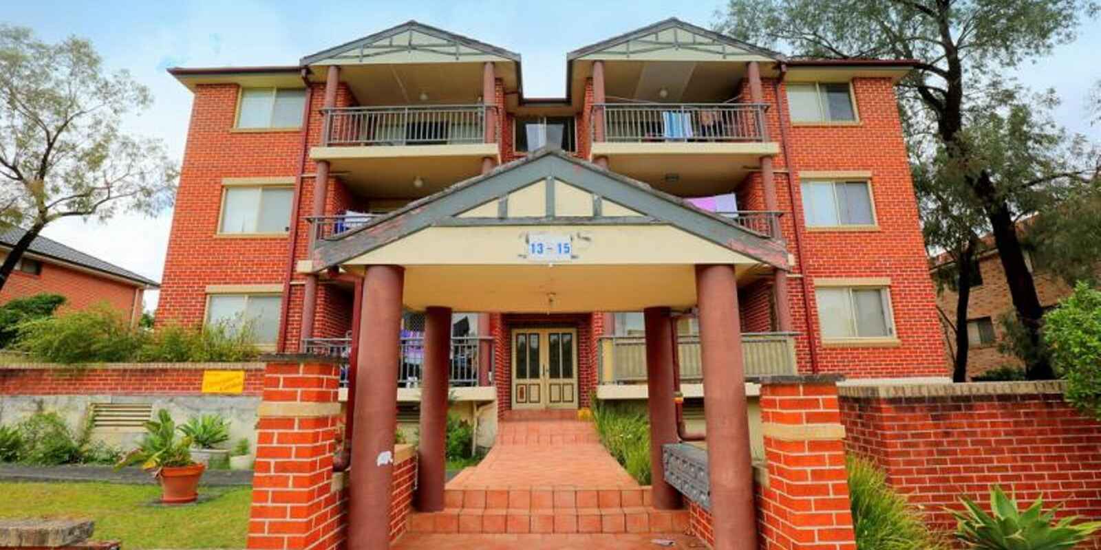 4/13-15 Cairds Avenue Bankstown 4/13-15 Cairds Avenue Bankstown