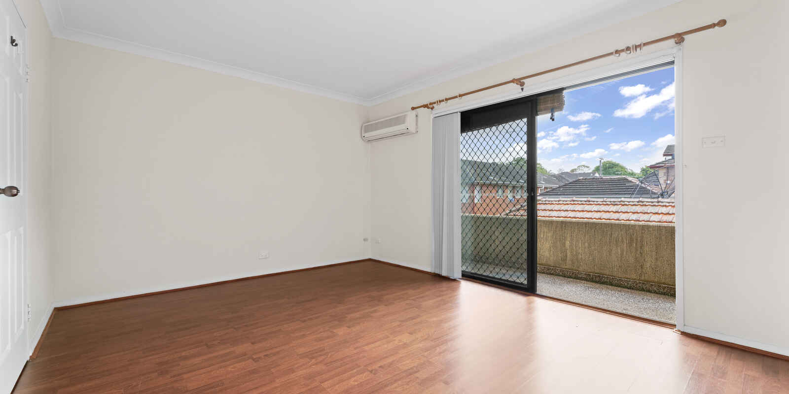 1/56 Victoria Road North Parramatta