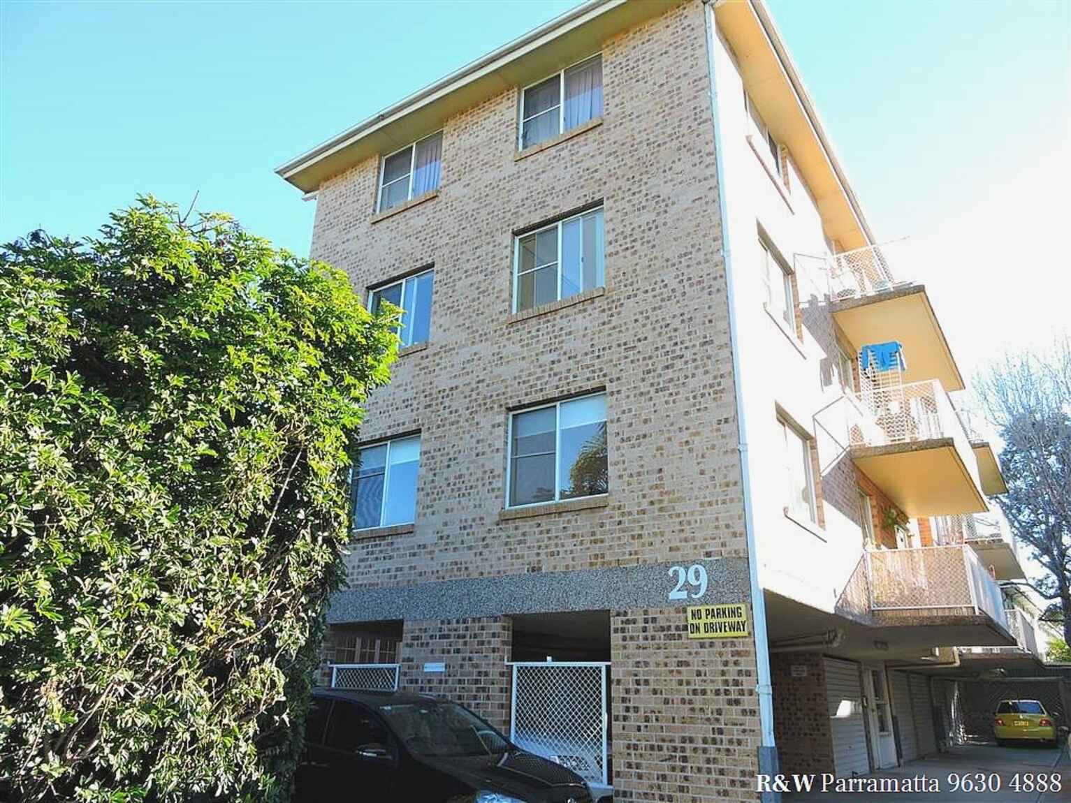 2/29 Macarthur Street Parramatta