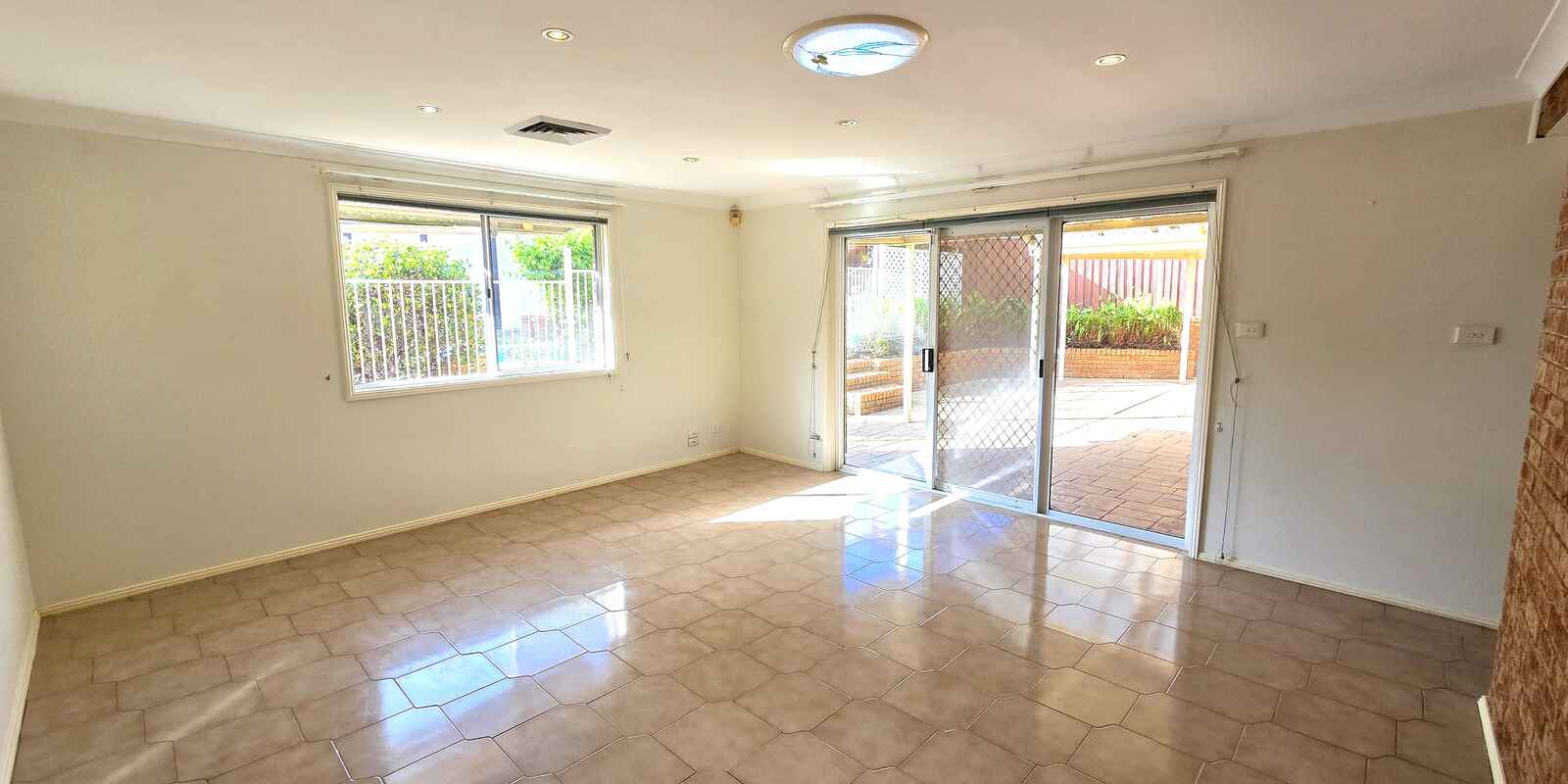 15 Strathalbyn Drive Oatlands