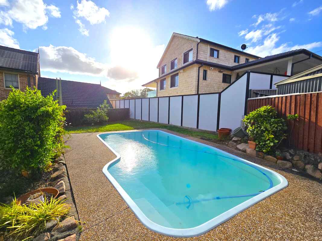 15 Strathalbyn Drive Oatlands 15 Strathalbyn Drive Oatlands