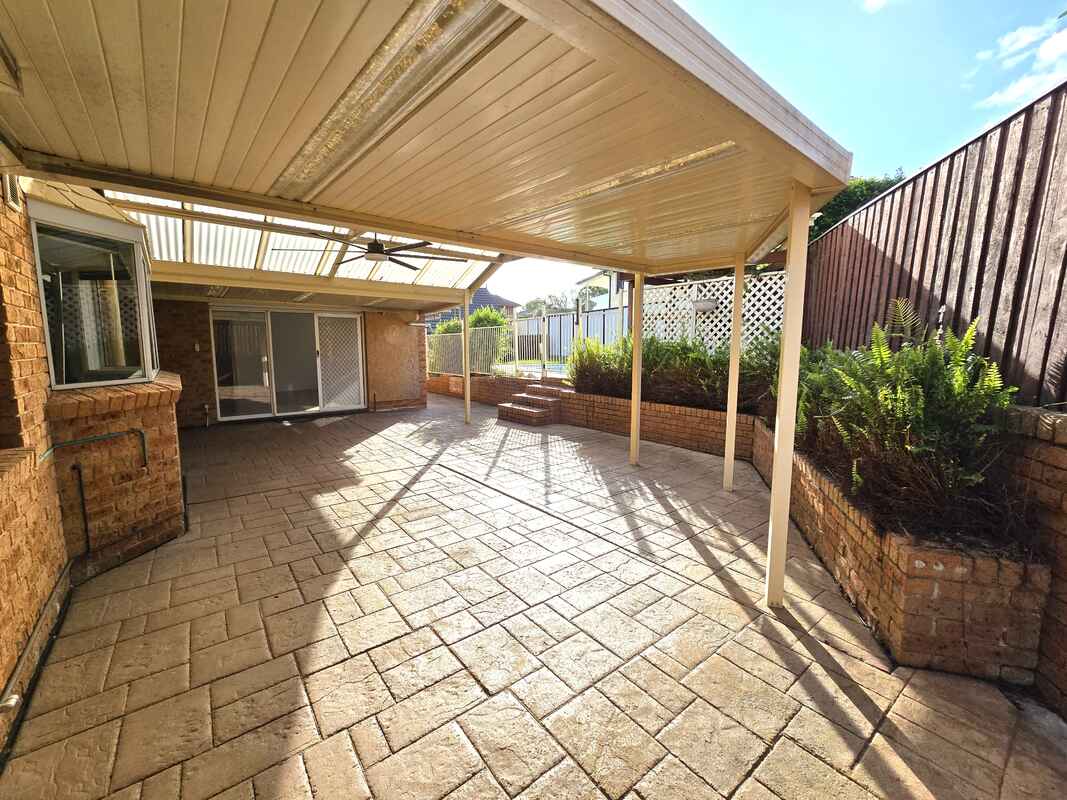15 Strathalbyn Drive Oatlands 15 Strathalbyn Drive Oatlands