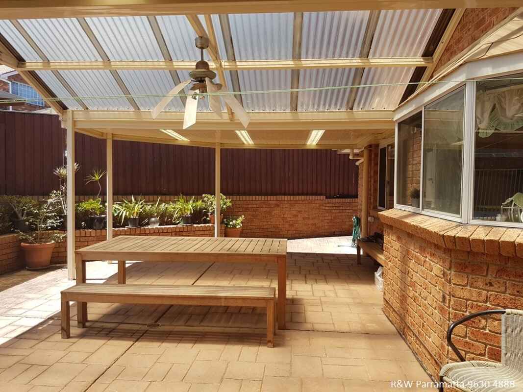 15 Strathalbyn Drive Oatlands 15 Strathalbyn Drive Oatlands