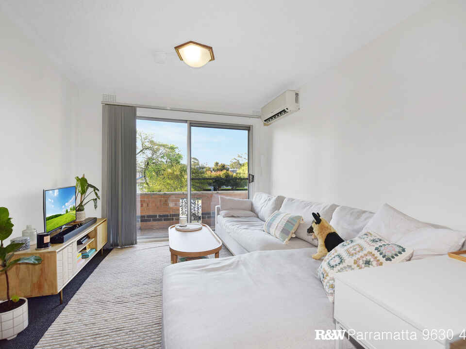 1/9 William Street North Parramatta