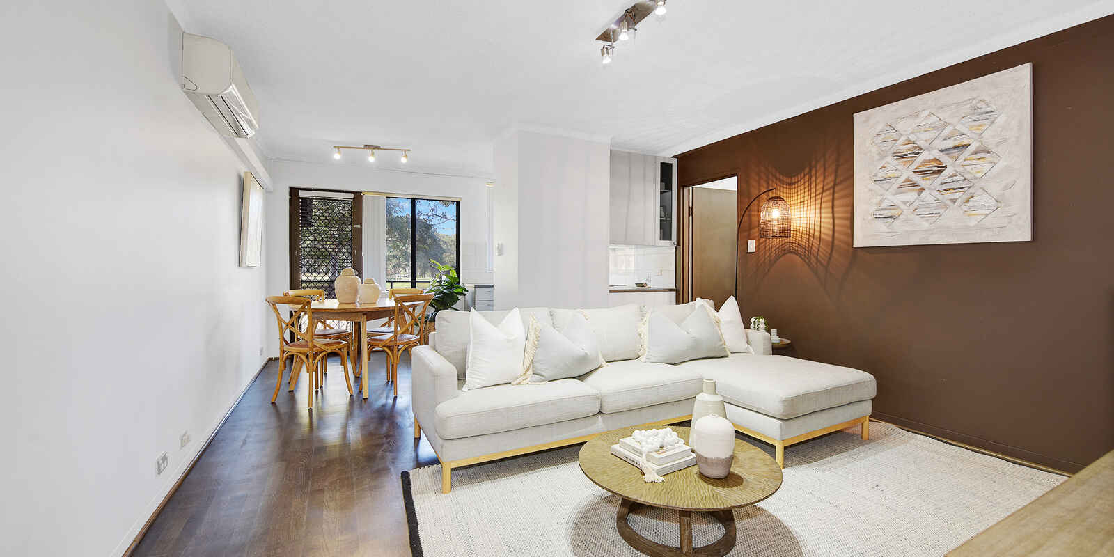 16/9-13 Castle Street North Parramatta