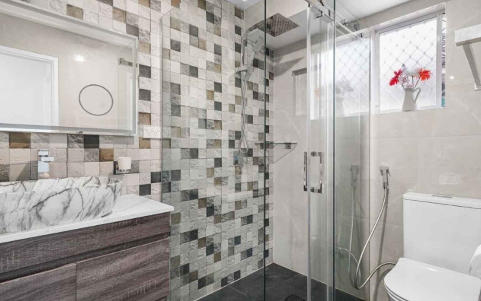 26 Kirsty Cresent Hassall Grove