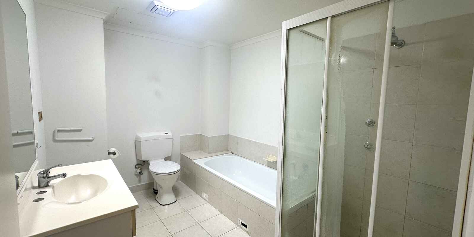 61/1 Riverpark Drive Liverpool 61/1 Riverpark Drive Liverpool