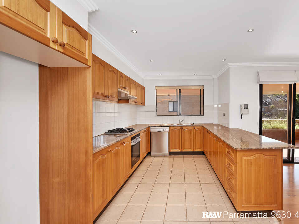 4/40A Fennell Street North Parramatta