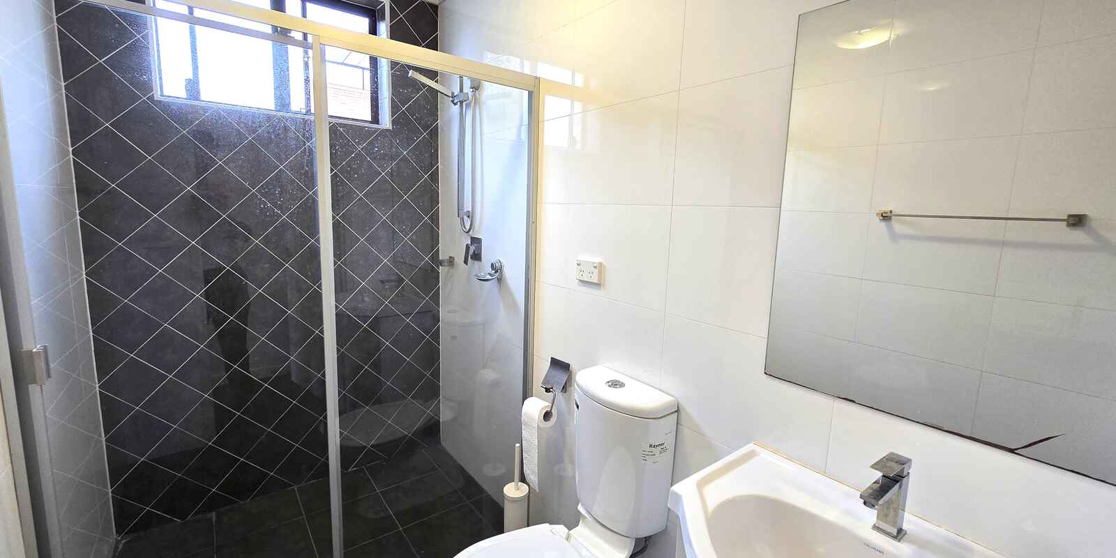20/5-11 Howard Avenue Northmead