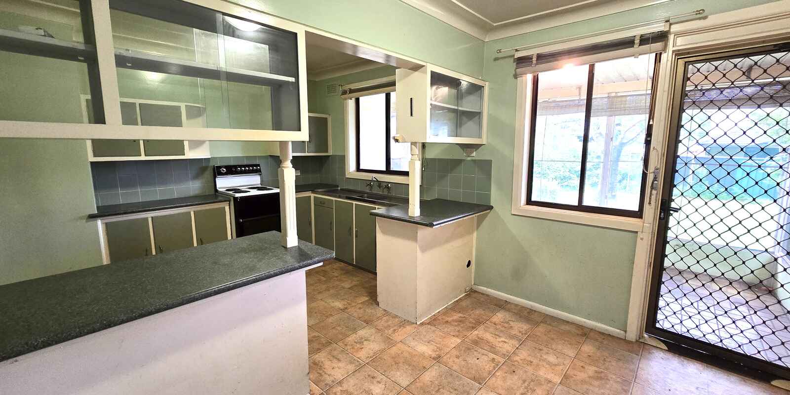 8 Todd Circle Old Toongabbie