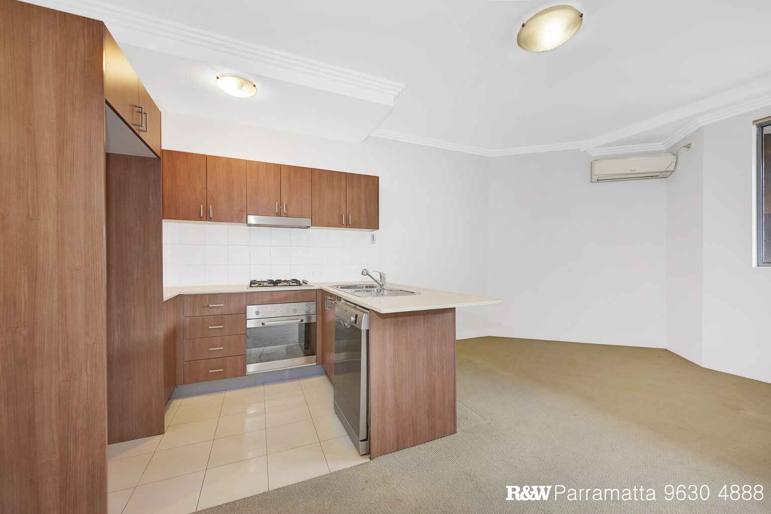 12/14-20 Parkes Avenue Werrington