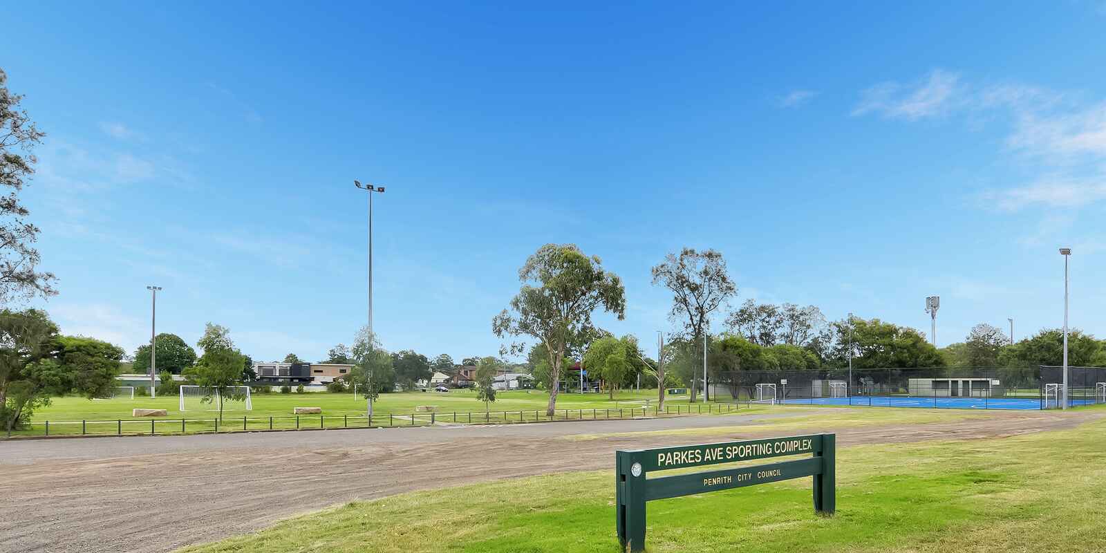 12/14-20 Parkes Avenue Werrington