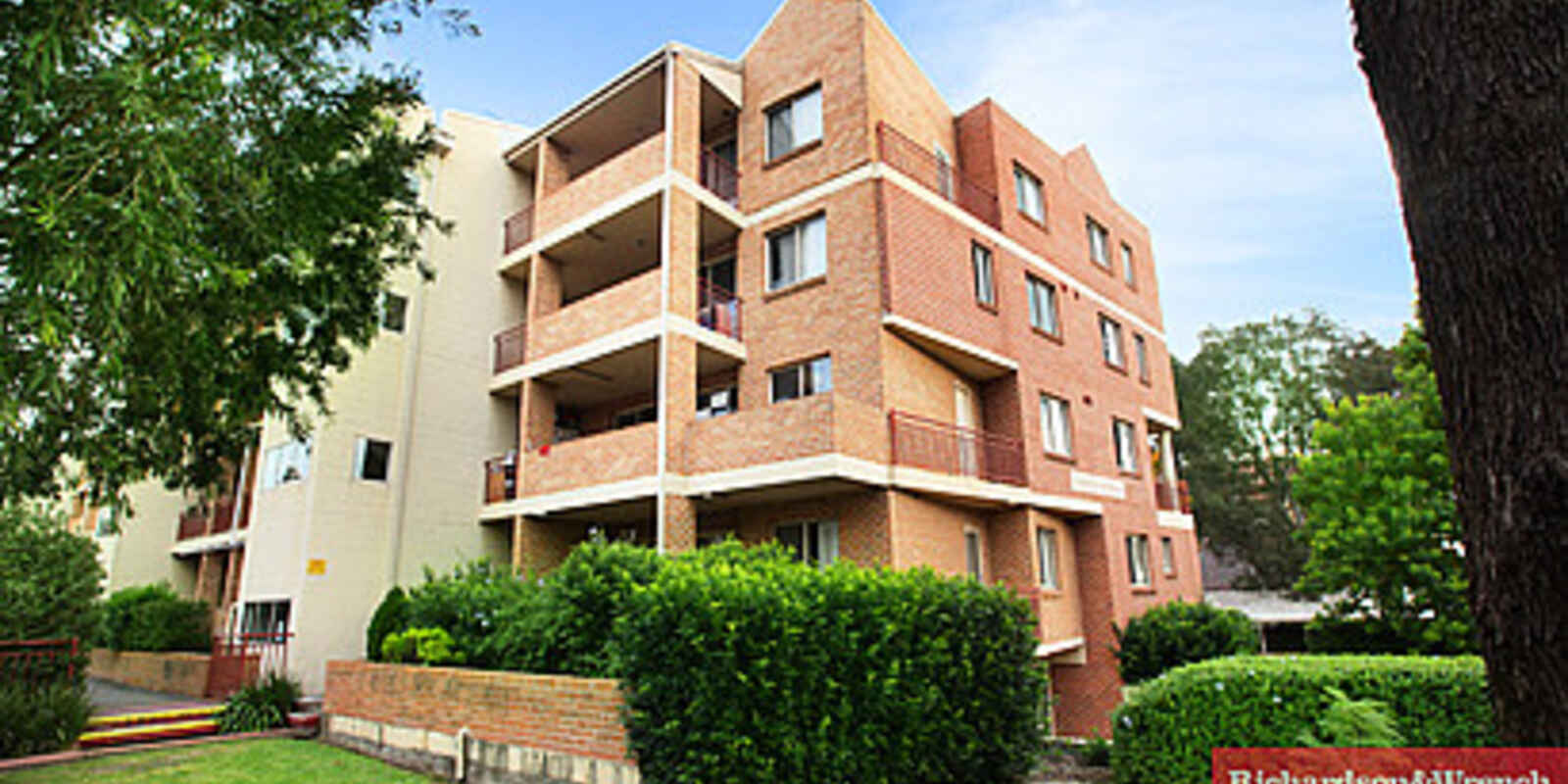 24/4 Fourth Avenue Blacktown