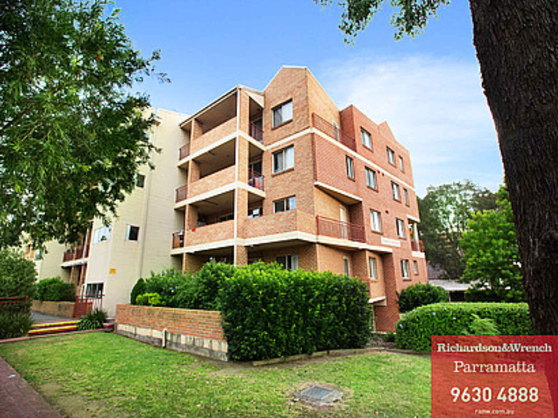 24/4 Fourth Avenue Blacktown