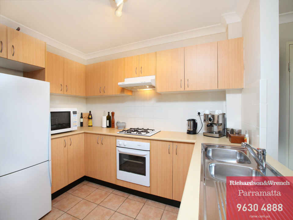24/4 Fourth Avenue Blacktown