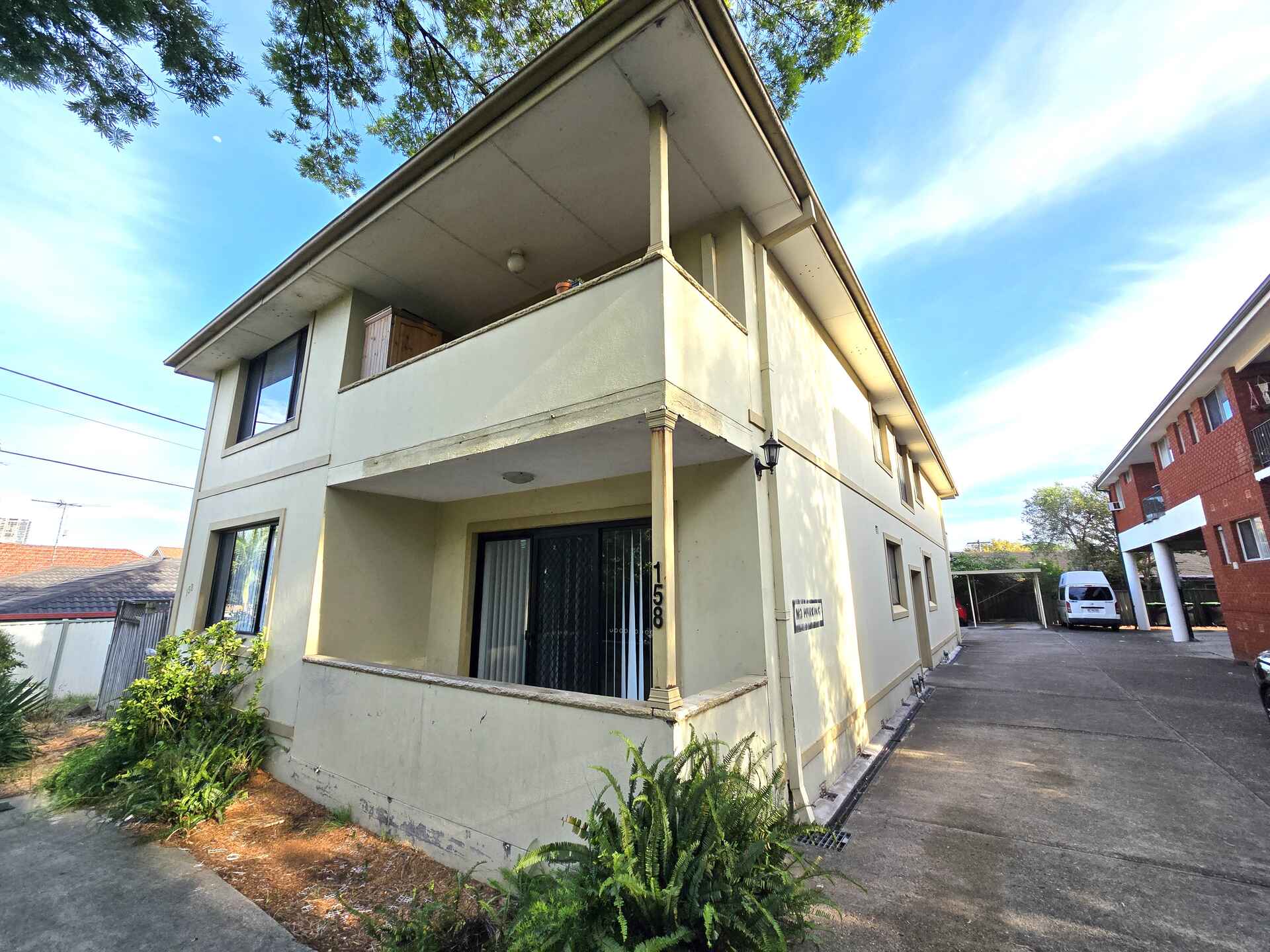 1/158 Pennant Street North Parramatta