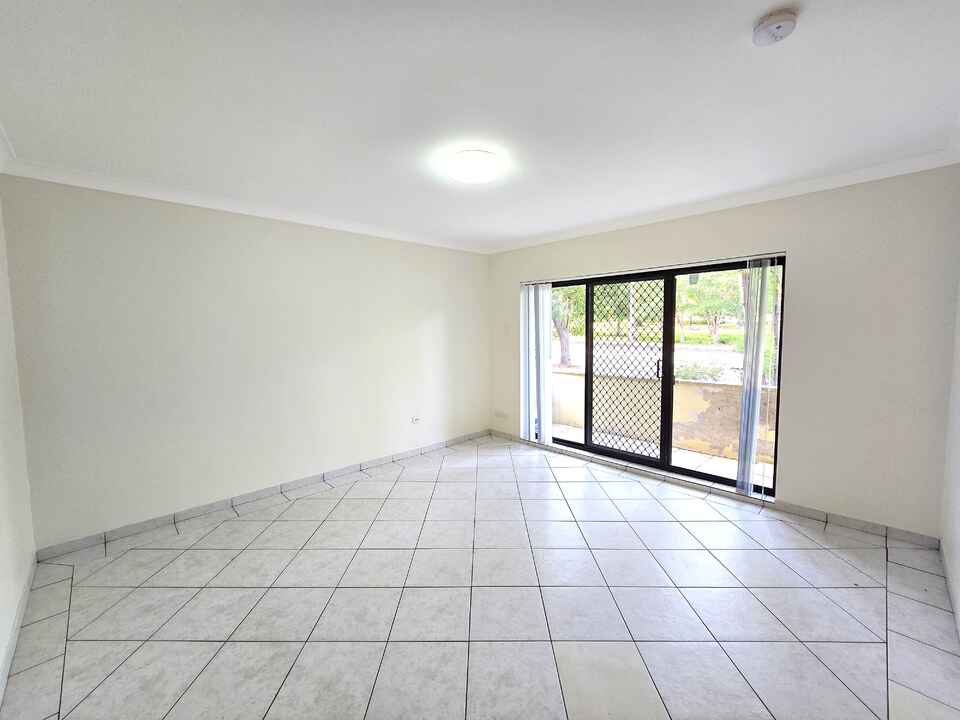 1/158 Pennant Street North Parramatta