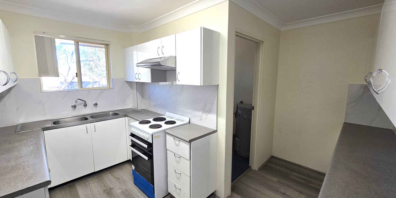 10/8-10 Queens Road Westmead