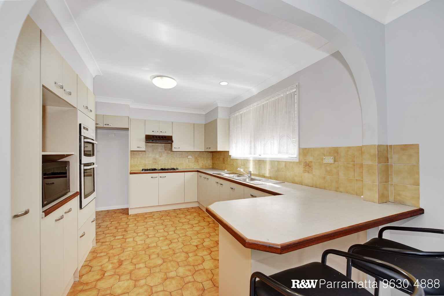 127 Bringelly Road Kingswood