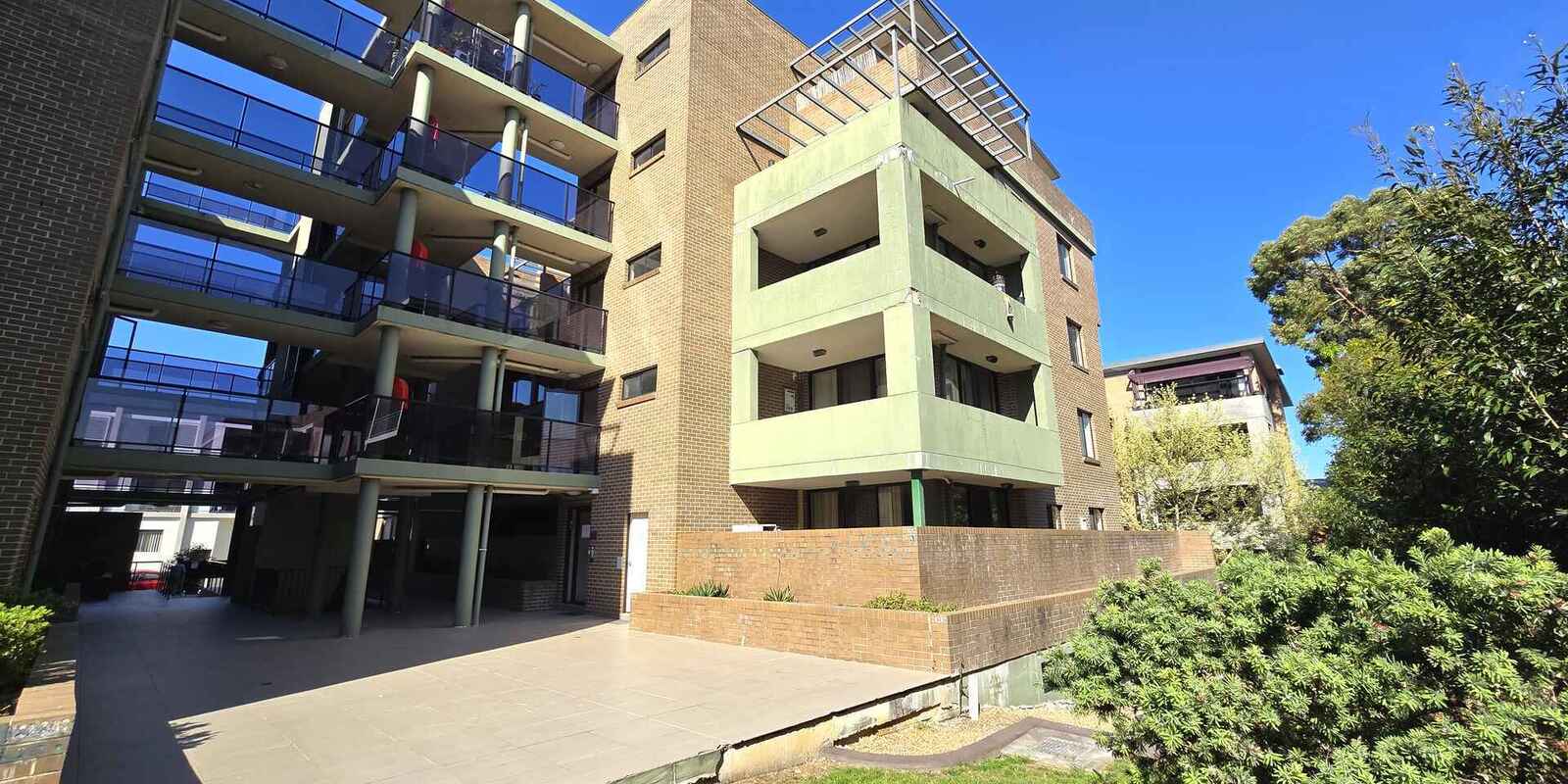 31/5-11 Howard Avenue Northmead
