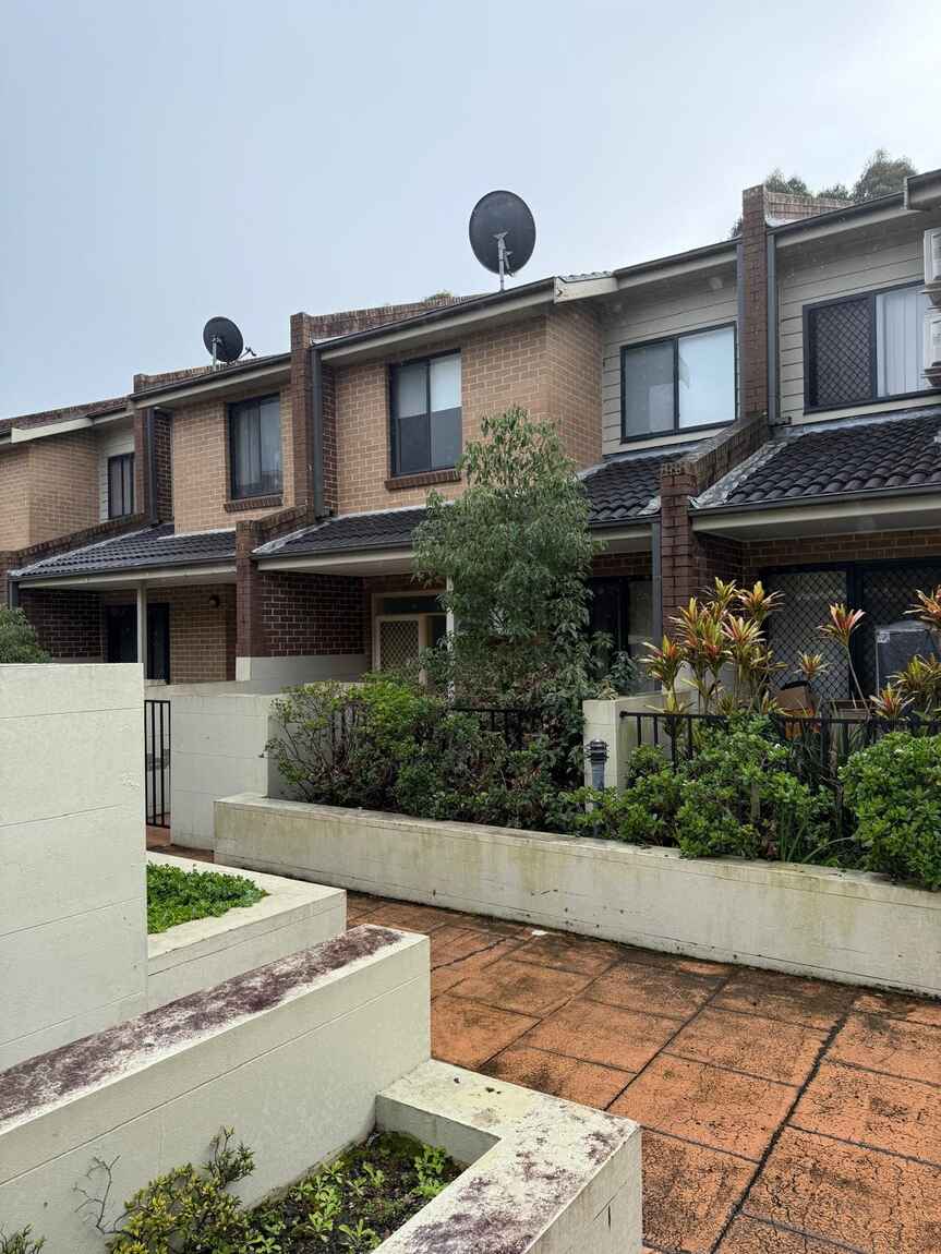 11/1-5 Chiltern Road Guildford West