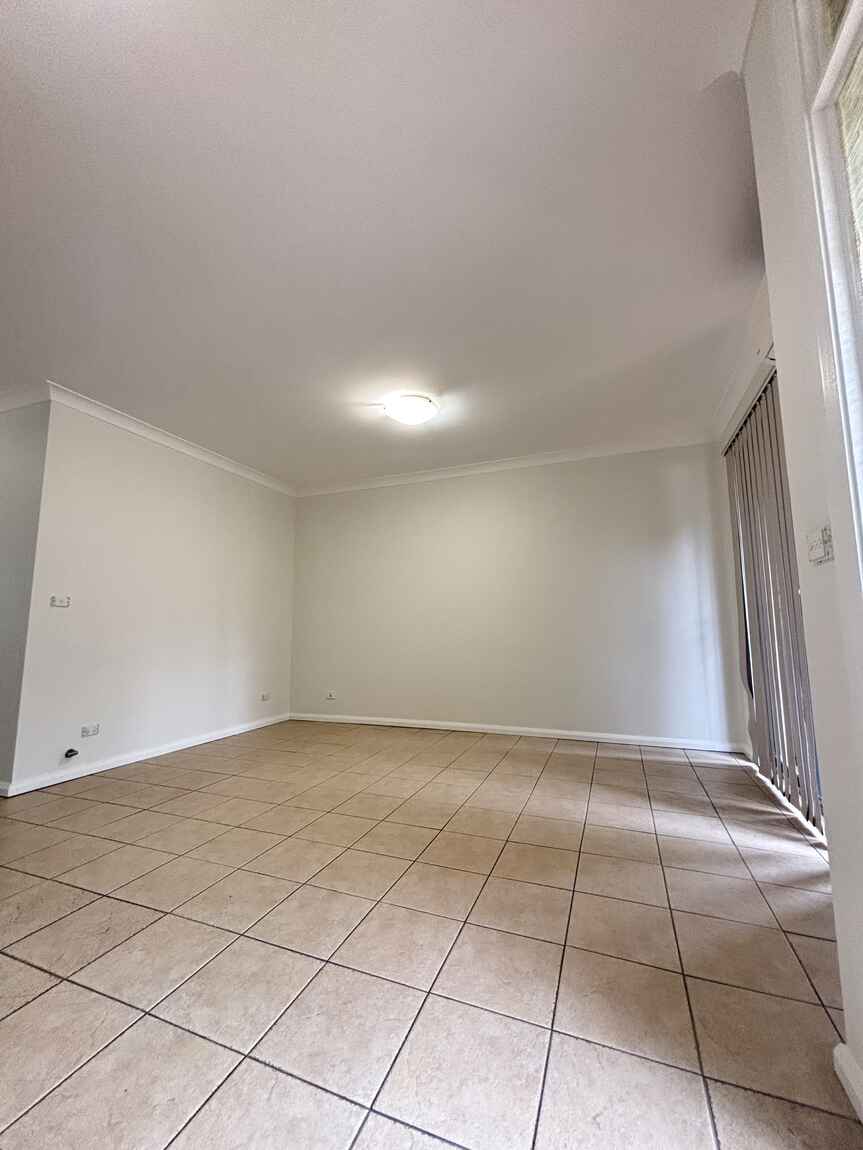 11/1-5 Chiltern Road Guildford West