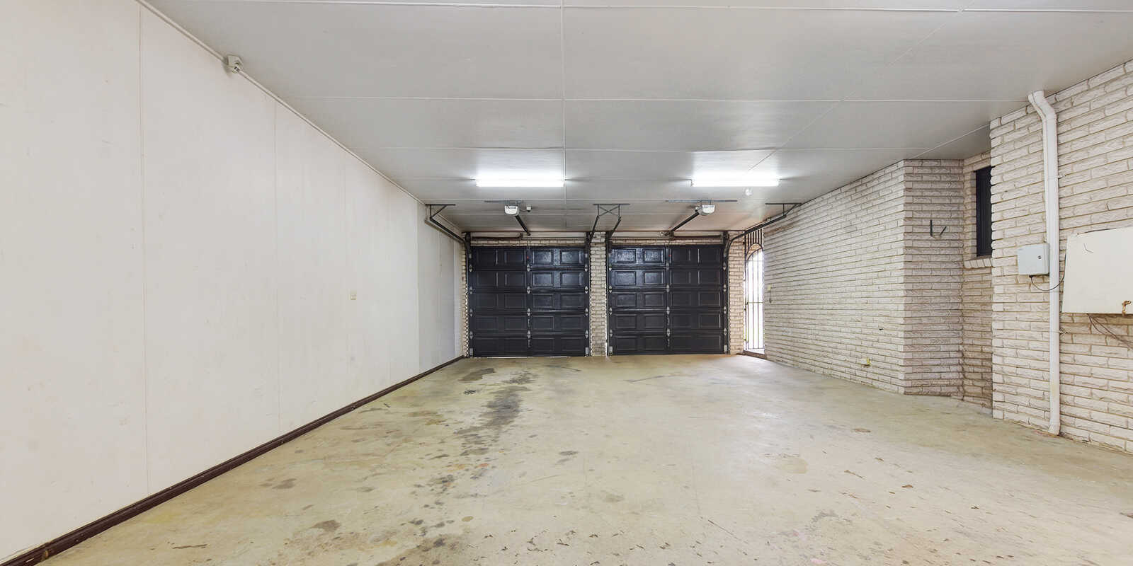 19-21 Huon Place Bella Vista