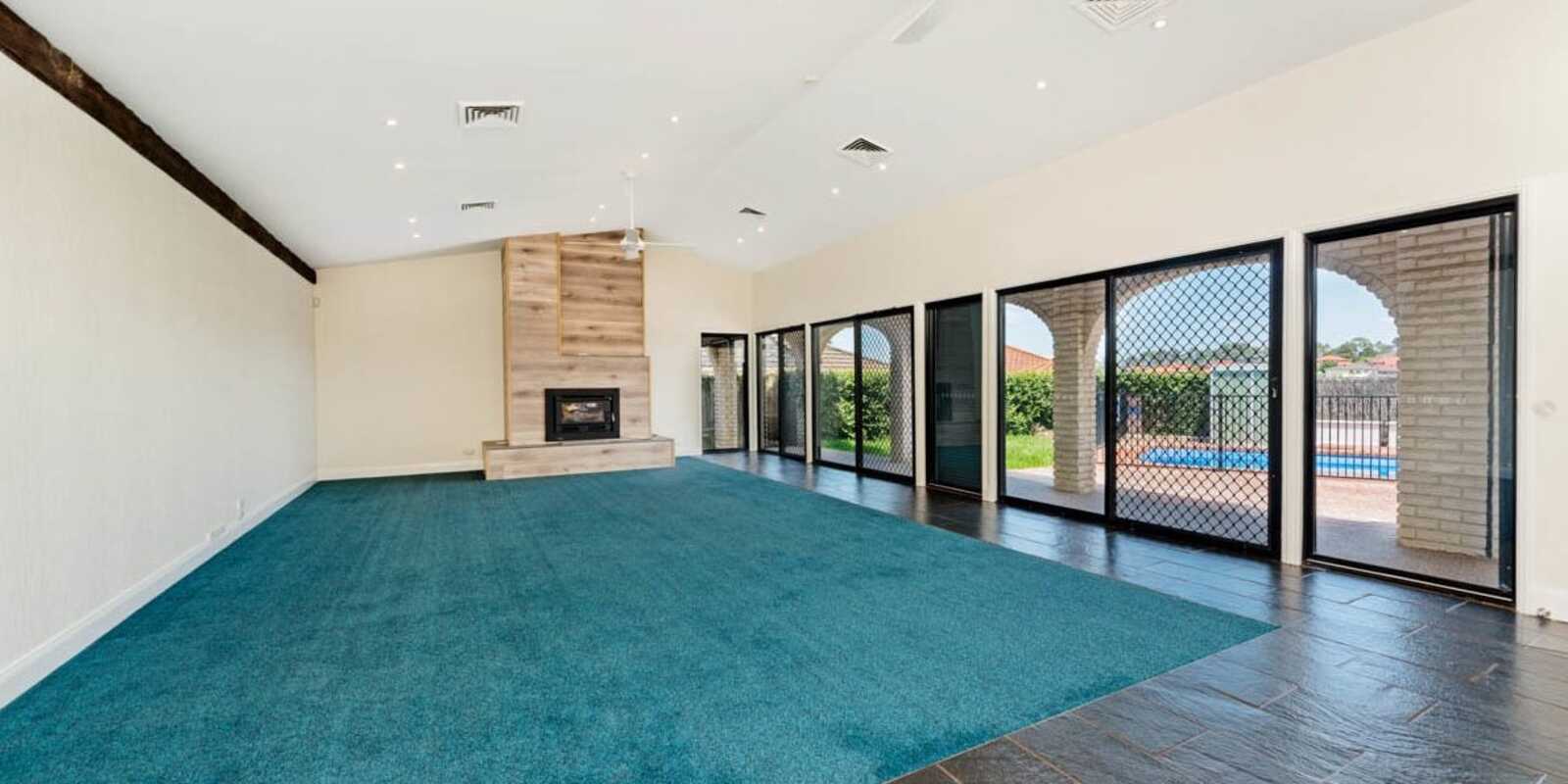 19-21 Huon Place Bella Vista