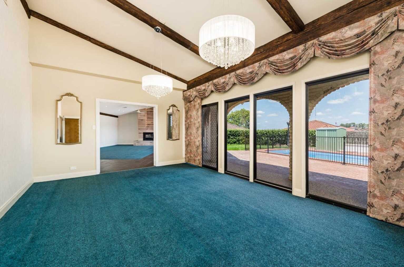 19-21 Huon Place Bella Vista